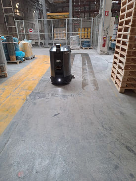 Robot Cleanobot en environnement industriel 1